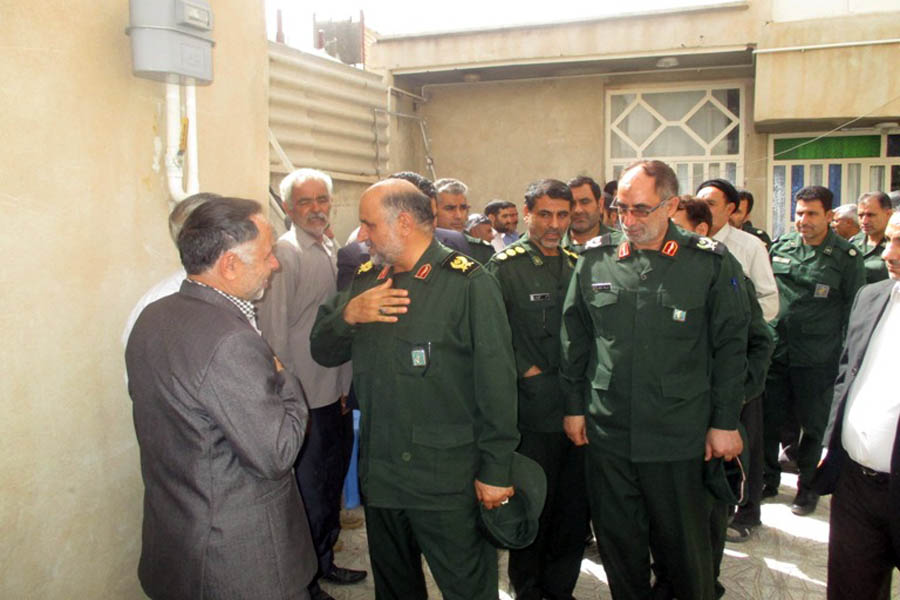 دیدار مسئولان سپاه لرستان با خانواده شهید مدافع حرم