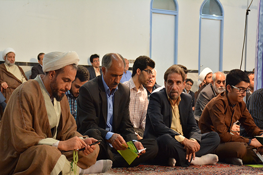 محفلی قرآنی در لرستان که رمضان امسال 9 ساله شد + عکس محفلی قرآنی در لرستان که رمضان امسال 9 ساله شد + عکس