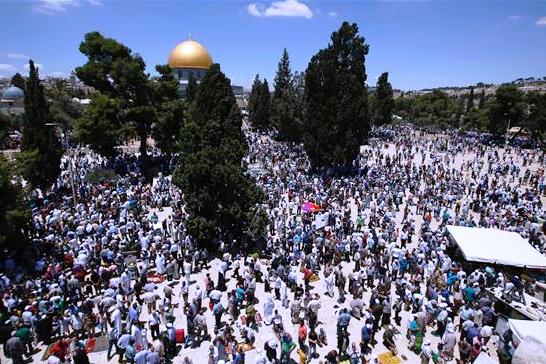 اولین نماز جمعه ماه رمضان در مسجدالاقصی + عکس