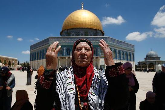 اولین نماز جمعه ماه رمضان در مسجدالاقصی + عکس