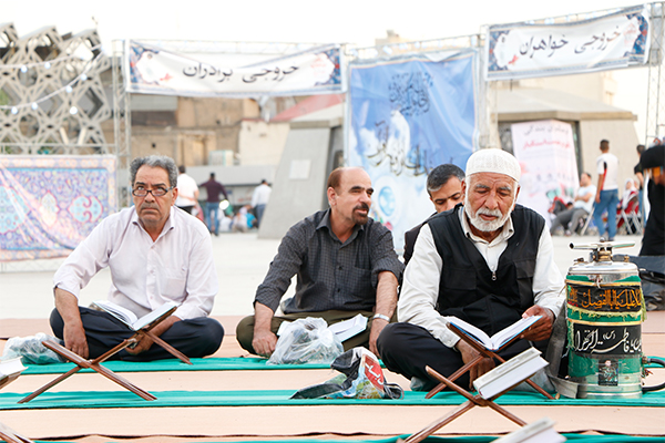 مراسم جزءخوانی ضیافة‌الحسین(ع) + عکس