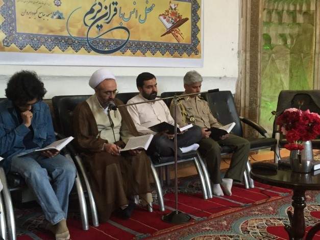 جزء‌خوانی قرآن در مسجد کبود ایروان + عکس
