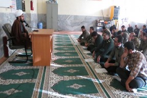 برگزاری کلاس قرآن و احکام در ناحیه مقاومت سپاه دهگلان