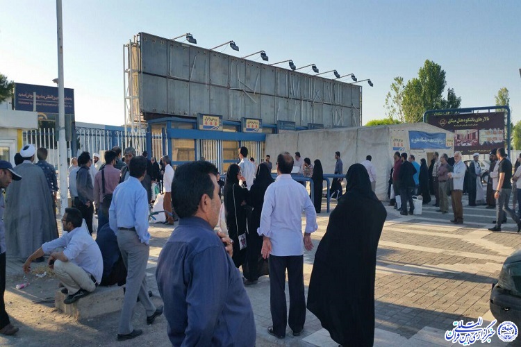نمایشگاه قرآن مشهد؛ میهمانی بدون میزبانان/ جای خالی نخبگان قرآنی