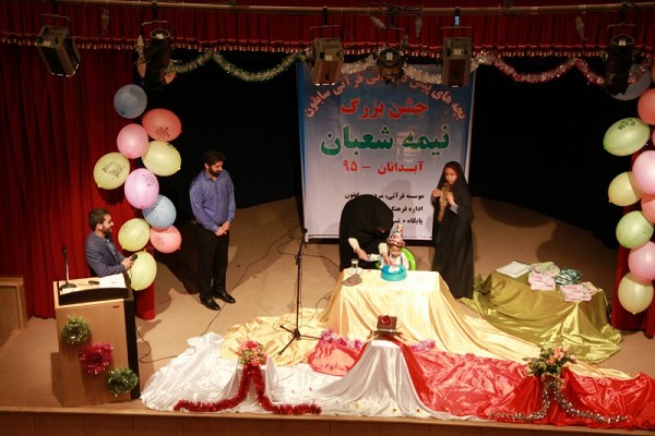 تجلیل از قرآنآموزان مؤسسه «سابقون» تجلیل از قرآنآموزان مؤسسه «سابقون»