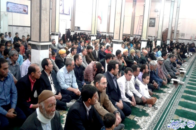 برگزاری محفل انس با قرآن در خوشاب با تلاوت نابینایی که چشم دل داشت