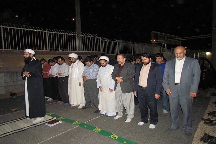 برگزاری محفل انس با قرآن در دانشگاه مذاهب اسلامي كردستان