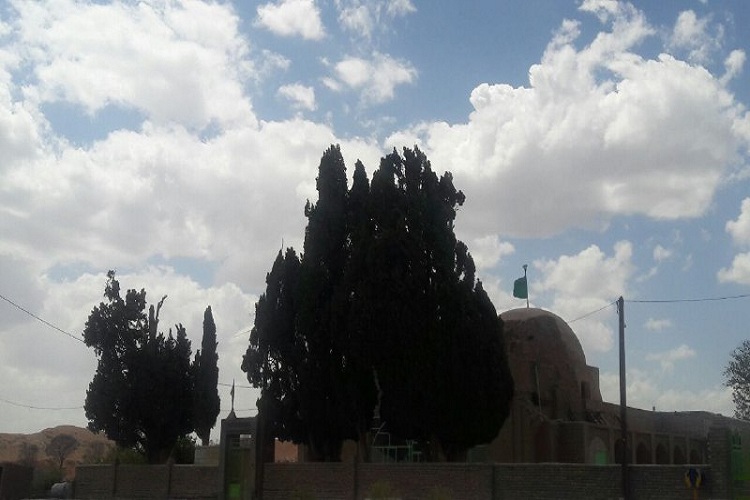 امامزاده میرقوام الدین(ع)؛ قلب تپندهای در دامنه کوه امامزاده میرقوام الدین(ع)؛ قلب تپندهای در دامنه کوه