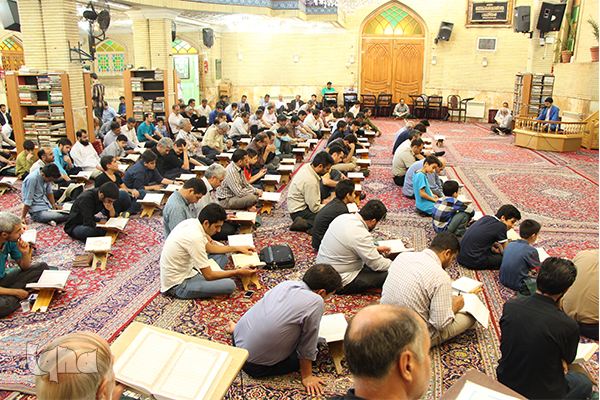 جدیدترین تلاوت سیدمحسن خدام حسینی و اجرای گروه اهل بیت(علیهم السلام)+صوت و عکس