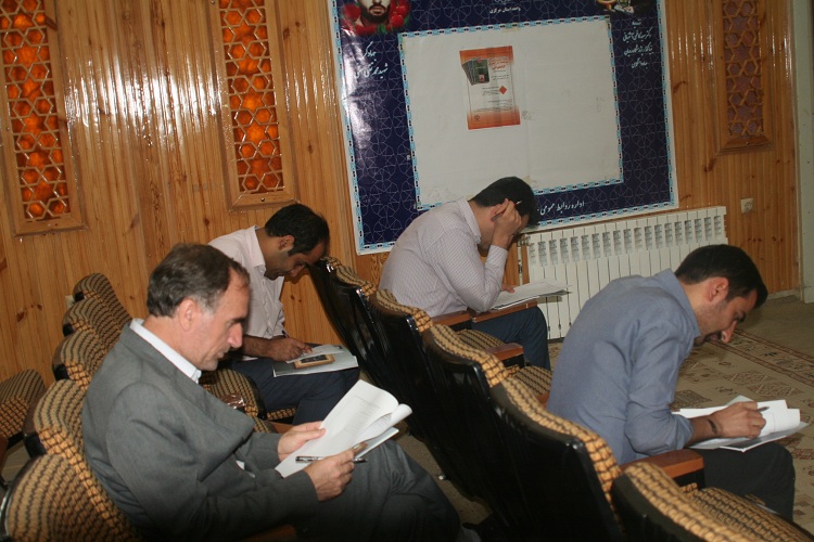 مسابقه کتابخوانی«جاذبه و دافعه علی(ع)»در جهاد دانشگاهی استان مرکزی برگزار شد