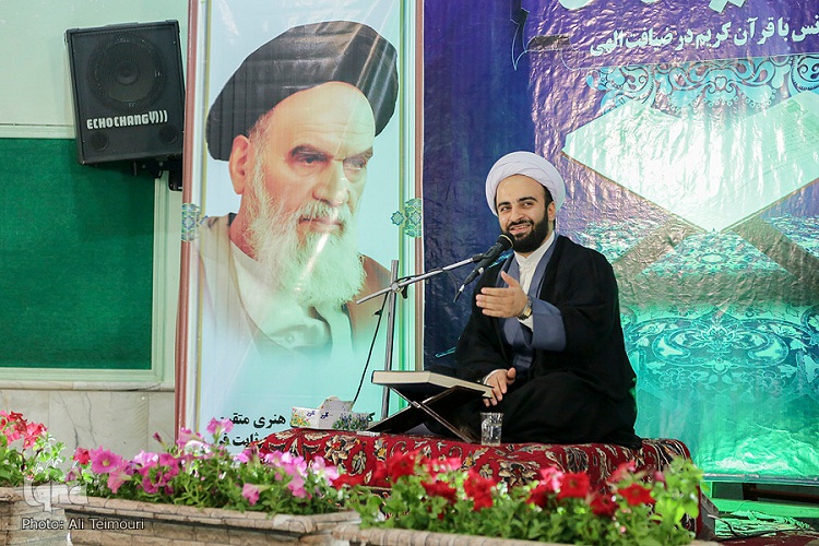 یادبود شهدای منا در محفل قرآنی «متقین» + عکس