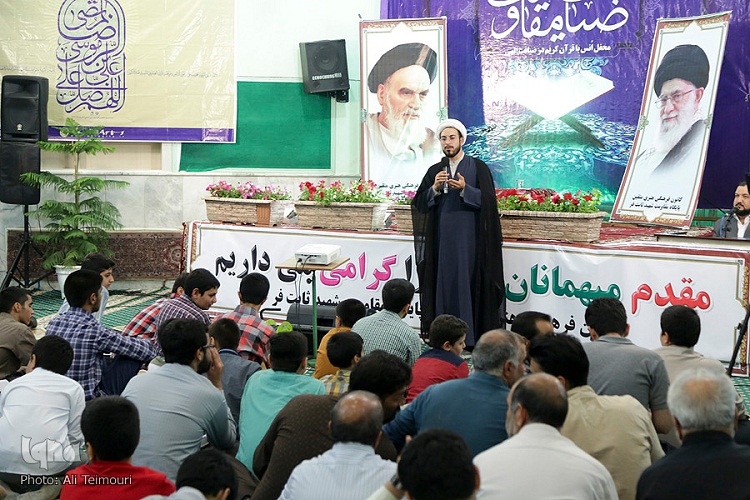یادبود شهدای منا در محفل قرآنی «متقین» + عکس