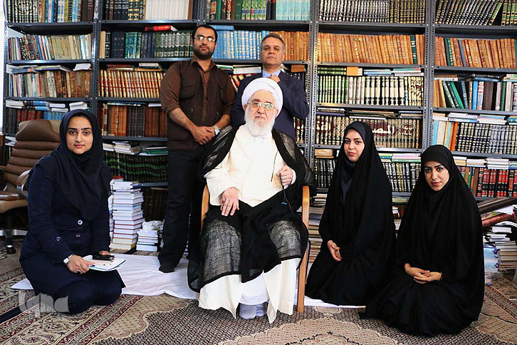 دیدار خبرنگاران ایکنا با نماینده ولی فقیه در گیلان