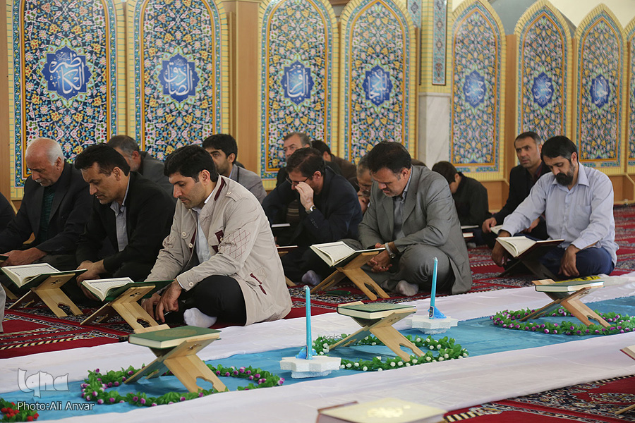 محفل انس با قرآن در دانشگاه محقق اردبیلی