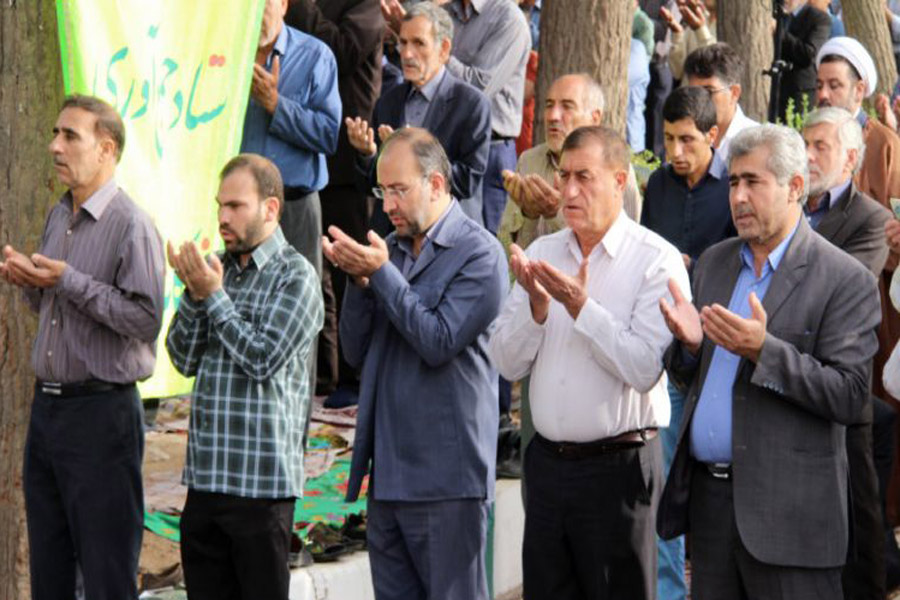 گزارش تصویری اقامه نماز عید سعید فطر در لرستان