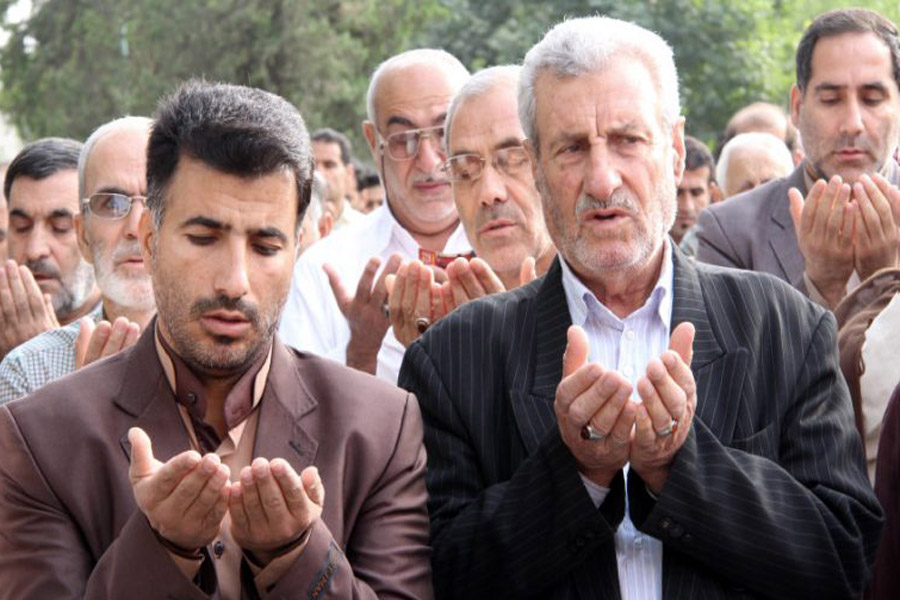 گزارش تصویری اقامه نماز عید سعید فطر در لرستان