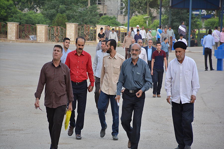 گزارش تصویری اقامه نماز عید سعید فطر در لرستان