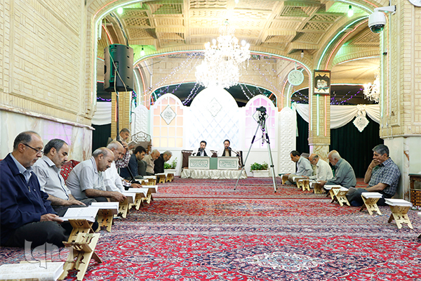 ۳۰ شب جزءخوانی در ماه مبارک رمضان+عکس