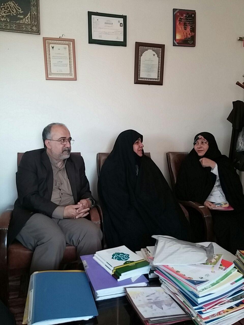 جلسه مشترک اتحادیه تشکل های قرآنی و اتحادیه مؤسسات مردمی البرز برگزار شد