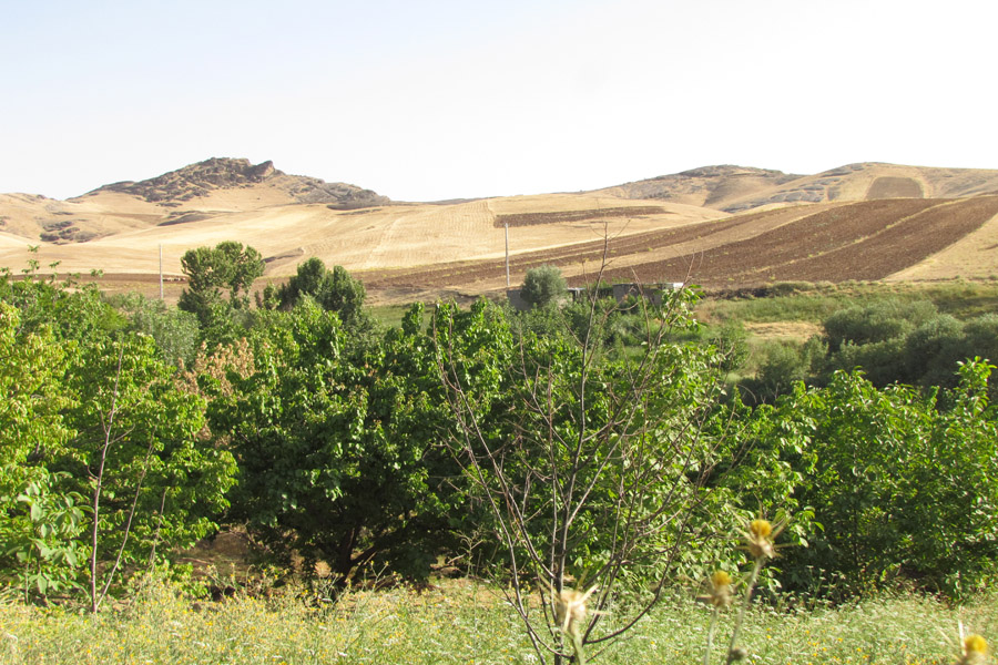 نگاهی به طبیعت روستای «سرآستان» خرم‌آباد