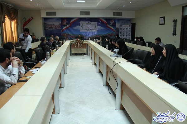 برگزاری راهپیمایی مدافعان حریم خانواده به مناسبت هفته حجاب و عفاف در چهارمحال و بختیاری