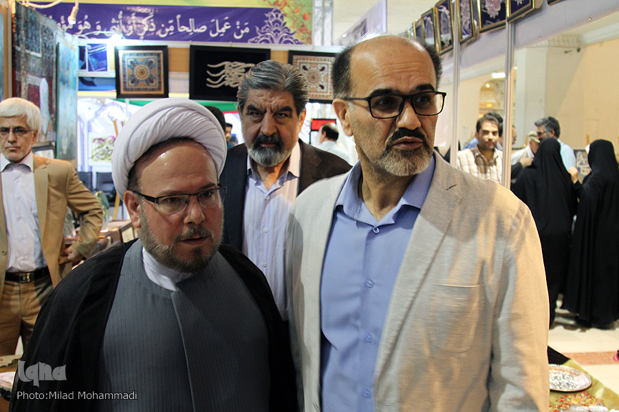 بازدید مدیرکل فرهنگی، اجتماعی وزارت علوم از نمایشگاه قرآن