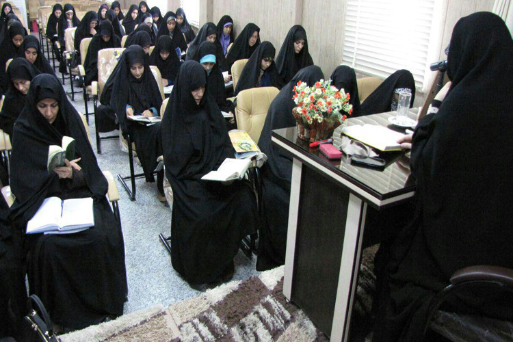برگزاری دوره تخصصی «صوت و لحن قرآن» در یزد/شرکت 60 نفر در این دوره
