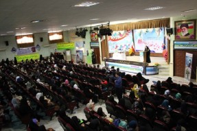 برگزاری همایش «مدافعان حریم خانواده» در سنندج + عکس