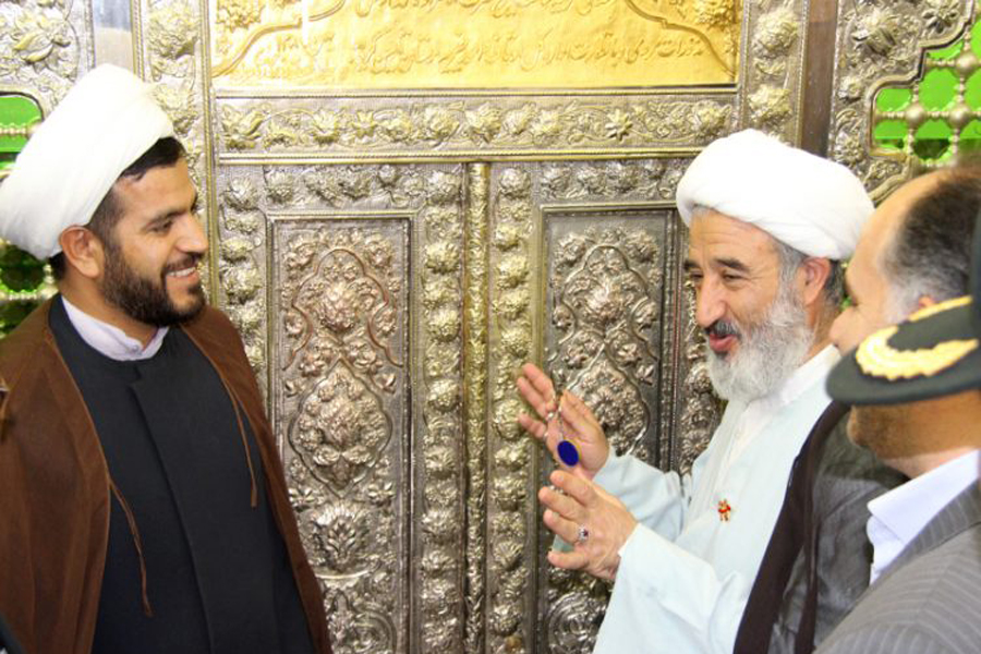 آیین غبارروبی حرم امامزاده محمد(ع) کوهدشت + عکس