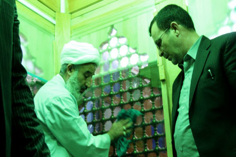آیین غبارروبی حرم امامزاده محمد(ع) کوهدشت + عکس