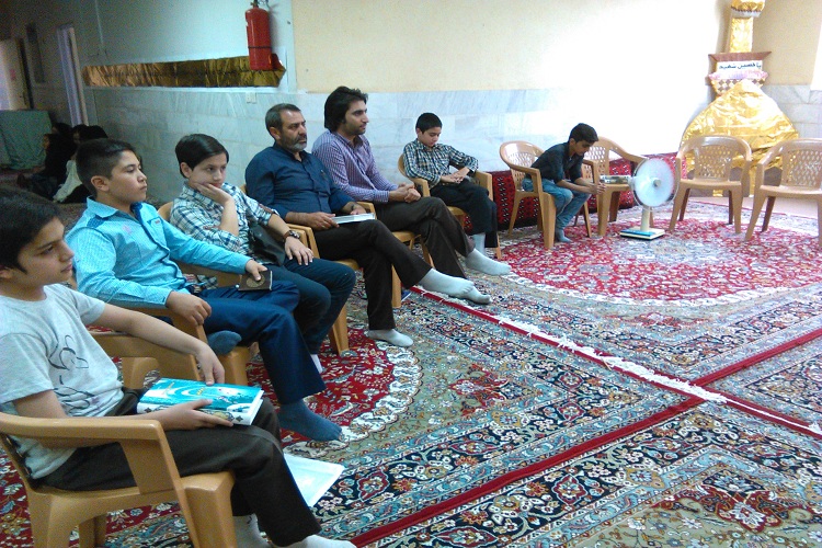 محفل انس با قرآن ویژه بانوان در دارالقرآن خمین برگزارمیشود محفل انس با قرآن ویژه بانوان در دارالقرآن خمین برگزارمیشود