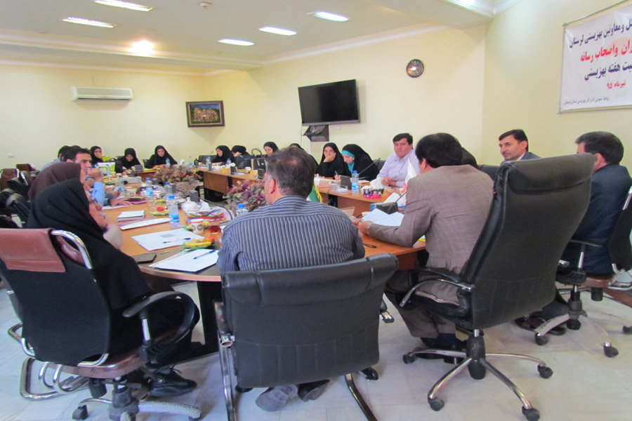 بازدید خبرنگاران از مرکز نگهداری کودکان بی‎سرپرست  عکس
