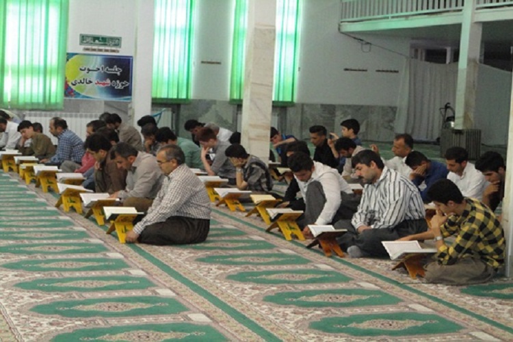برگزاری محفل انس با قرآن در مریوان