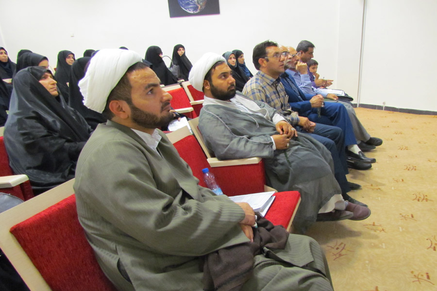 مجمع عمومی اتحادیه مؤسسات قرآنی لرستان تشکیل جلسه داد