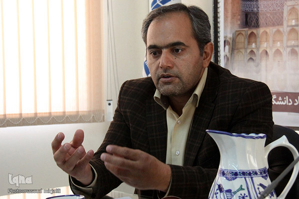 میزگرد «بررسی راهکارها و آسیب‌های عفاف و حجاب در جامعه» در ایکنا یزد
