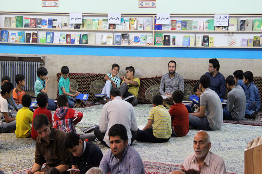 برگزاری کلاس آموزش قرآن قرآن در مسجد جامع کوهدشت
