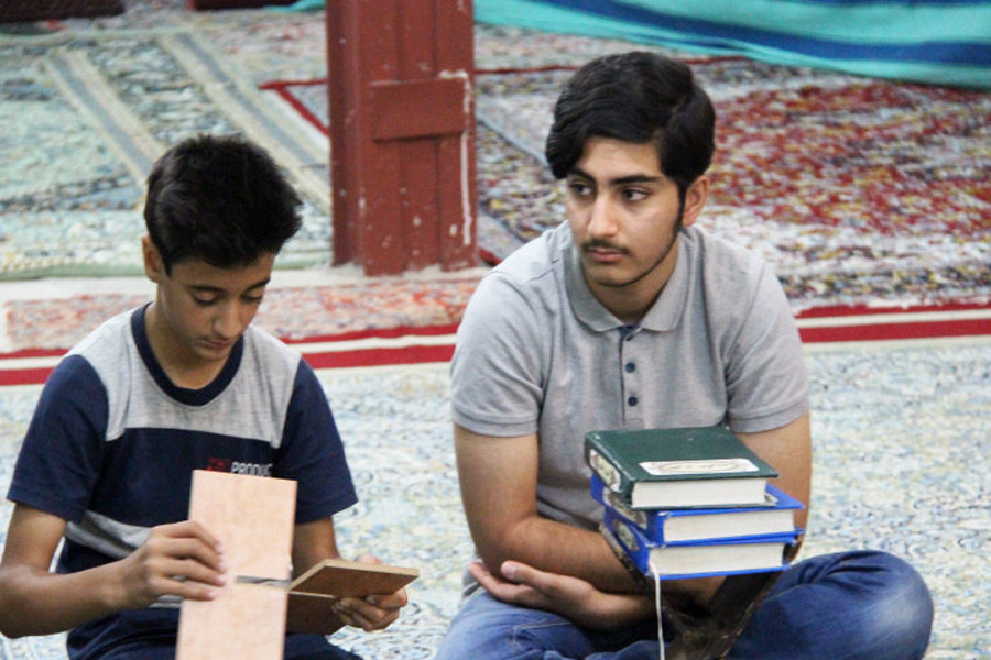 برگزاری کلاس آموزش قرآن قرآن در مسجد جامع کوهدشت