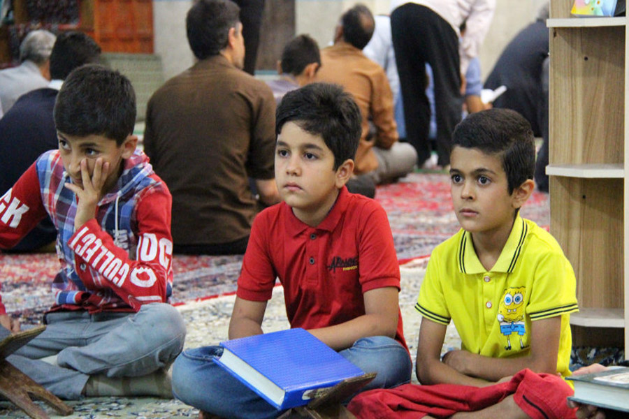 برگزاری کلاس آموزش قرآن قرآن در مسجد جامع کوهدشت