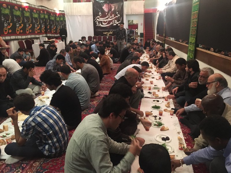ضیافت افطار در مرکز اسلامی پاریس + عکس