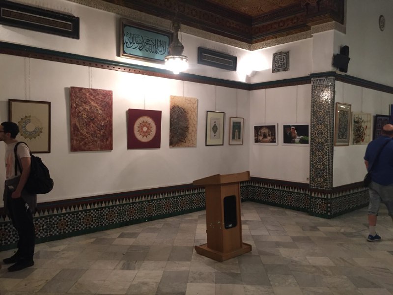افتتاح نمایشگاه «قرآن در آیینه هنر» در پاریس + عکس