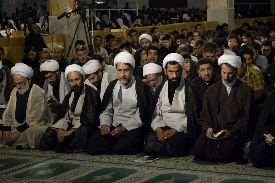 برگزاری مراسم احیاء شب بیست و یکم ماه مبارک رمضان در لرستان