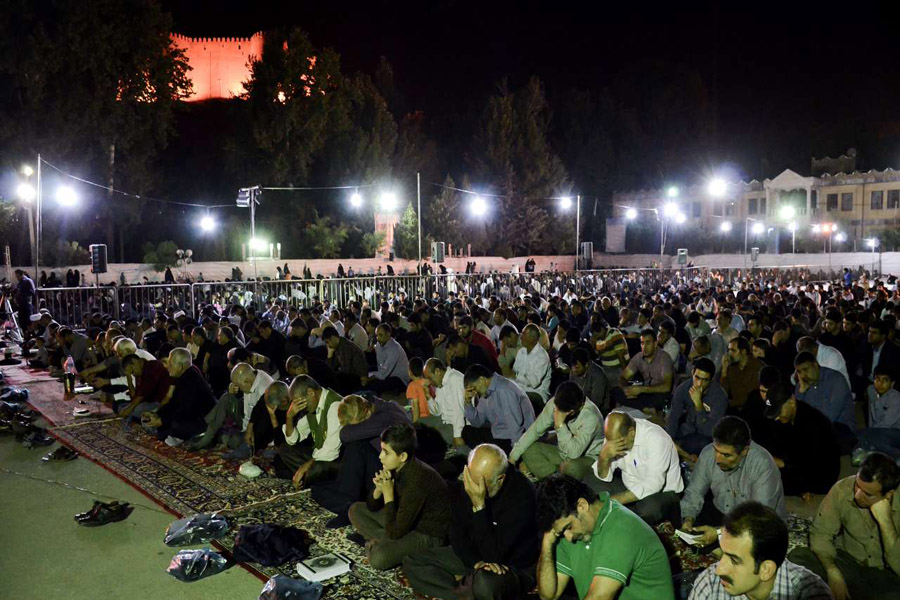 برگزاری مراسم احیاء شب بیست و یکم ماه مبارک رمضان در لرستان