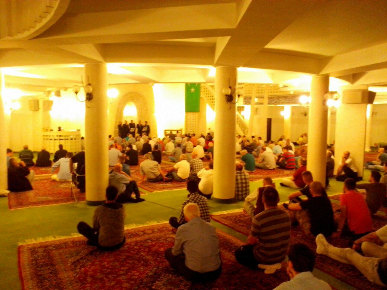 گرامیداشت یاد شهید قرآنی منا در زاگرب