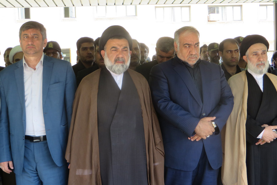 تشییع پیکر شهید منوچهر کرمی در خرم‌آباد
