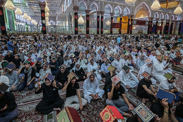 مراسم احیای شب قدر در حرم حسینی + عکس