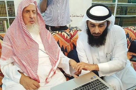فقط قرآن مجمع «ملک فهد» در مساجد باشد
