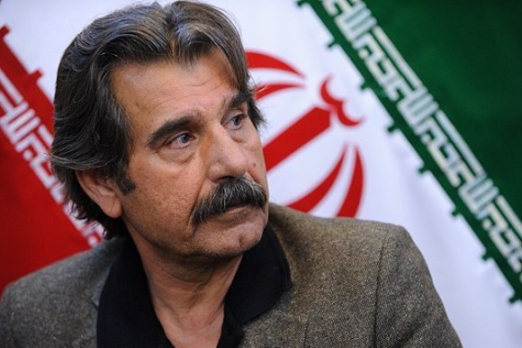عزت الله مهرآوران، کارگردان تئاتر