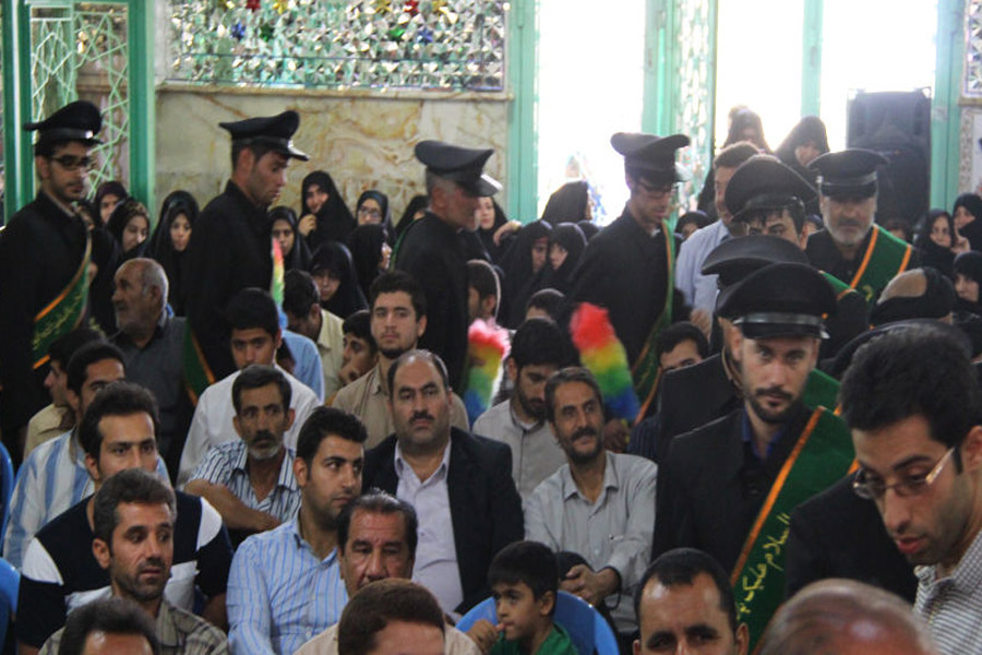 رونمایی پرچم گنبد امامزاده محمد(ع) کوهدشت + عکس