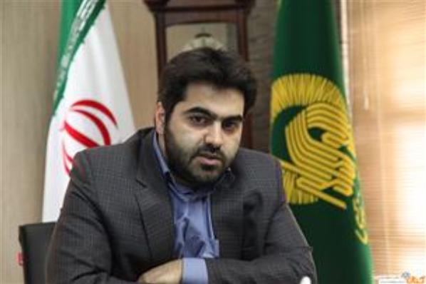 خوشنویسی «حدیث سلسلة‌الذهب» و اهدای آن به زوار و مجاوران حضرت رضا(ع)