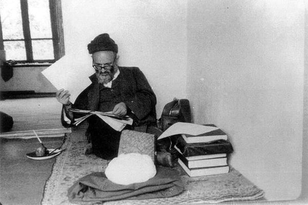 علامه حسن زاده آملی